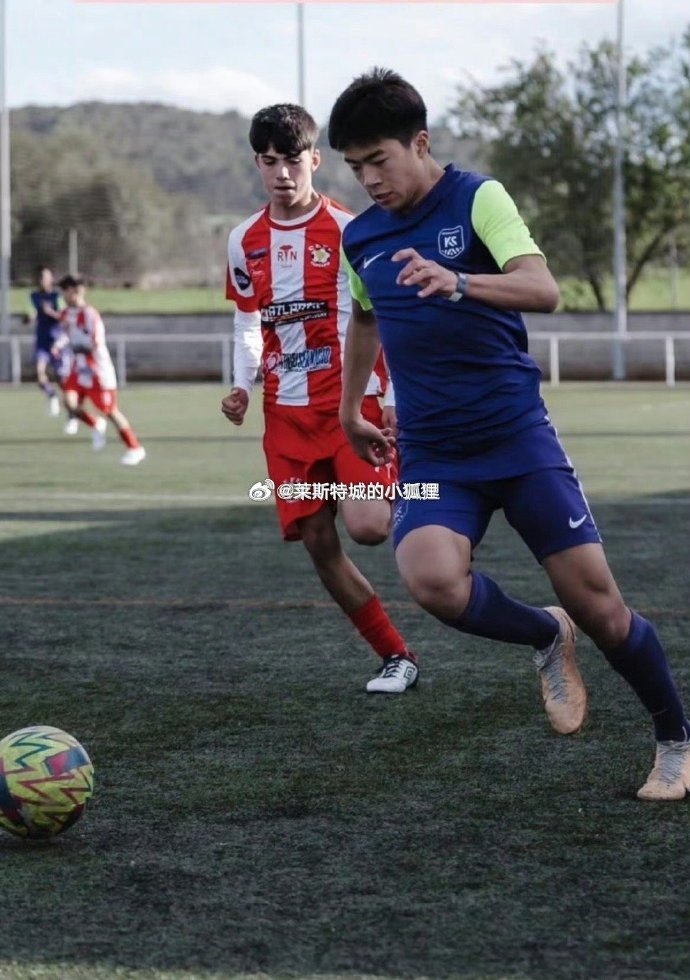 效力巴達(dá)洛納U16的中國球員汪修昊，入選西班牙加泰羅尼亞大區(qū)隊(duì)