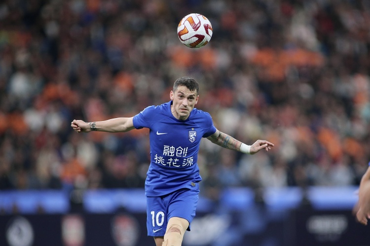 斯基拉：中超舊將斯坦丘接近免簽加盟熱那亞，合同期限到2027年