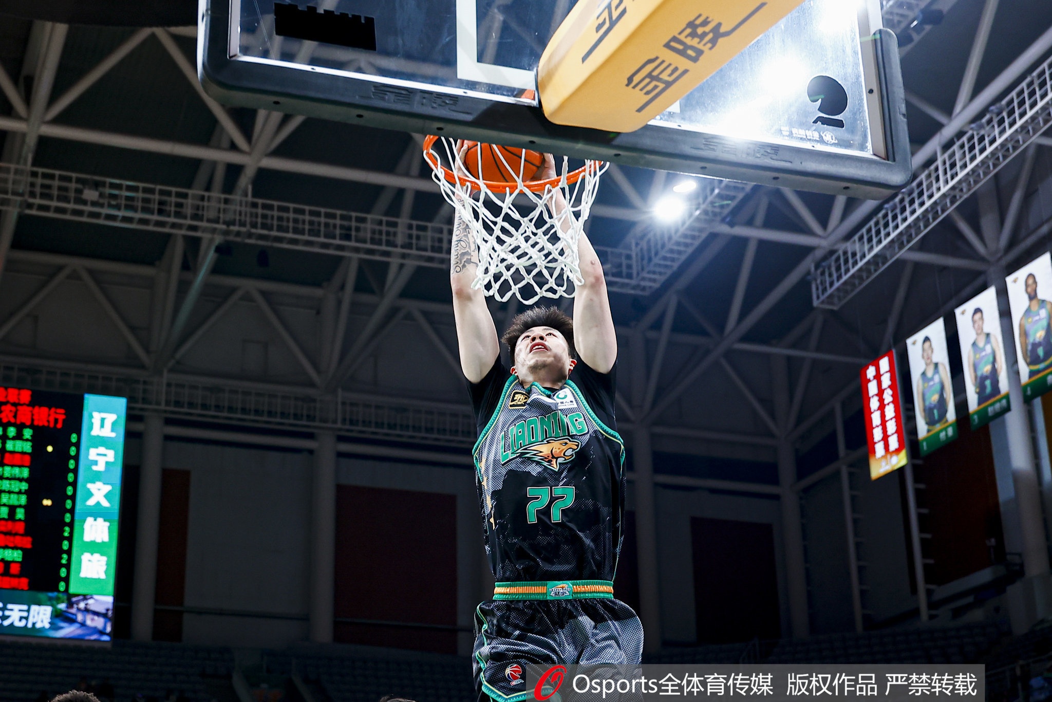 合理且高效！張鎮(zhèn)麟出場24分鐘10中6得12分&送6助攻 正負(fù)值+28